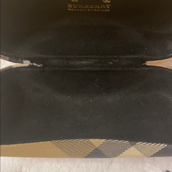 🌟AUTHENTIC 🔥Burberry Sunglasses with Case FIRM - Picture 9 of 11